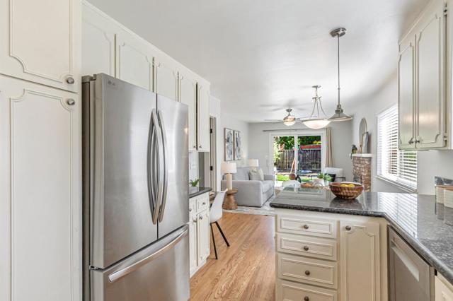 824 Buchser Way, San Jose CA: https://media.crmls.org/mediaz/9e2615f8-8d90-4384-957d-63a4c7fc375a.jpg