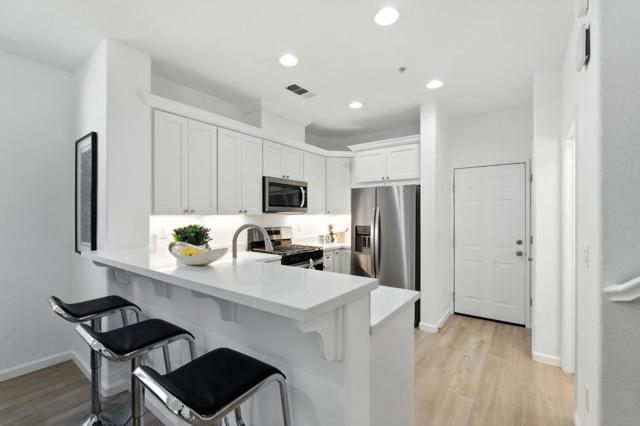 728 City Walk Place, Hayward CA: https://media.crmls.org/mediaz/9e26a7be-ca28-4cf2-85f4-0e9f72777750.jpg
