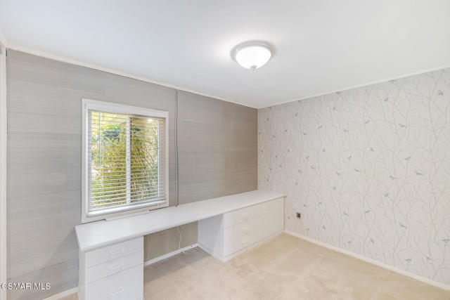 1585 Loma Drive, Ojai CA: https://media.crmls.org/mediaz/9e2718ae-2532-40ff-99aa-560475c6fb9c.jpg