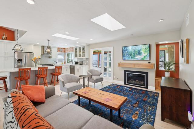 Detail Gallery Image 9 of 51 For 1767 Woodbine Pl, Oceanside,  CA 92054 - 3 Beds | 2 Baths