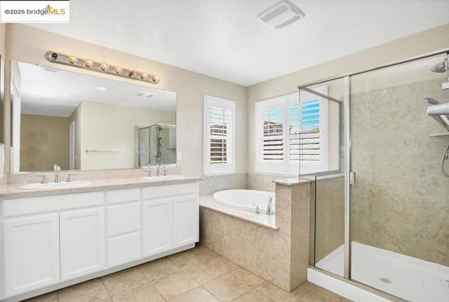 3120 Rio Viejo Drive, Bay Point CA: https://media.crmls.org/mediaz/9e296edb-650e-4bbf-a3c1-342169dd70aa.jpg