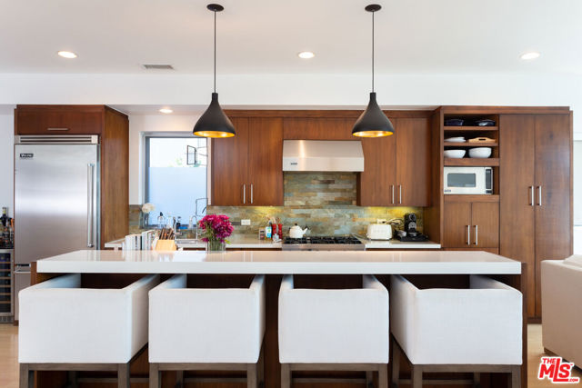 1712 Abbot Kinney Boulevard, 1/2 photo 3