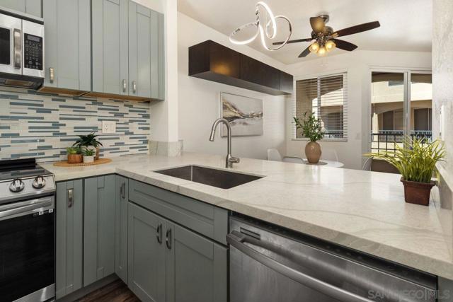 6161 Calle Mariselda, San Diego CA: https://media.crmls.org/mediaz/9e2aab36-5207-4b55-b51c-cd1772a020ed.jpg