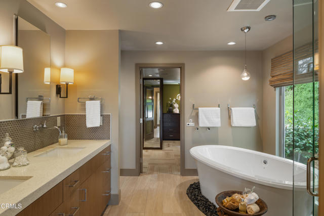 872 Flores De Oro, South Pasadena CA: https://media.crmls.org/mediaz/9e2c7718-b6f1-48dc-a365-75a04e8fbe56.jpg