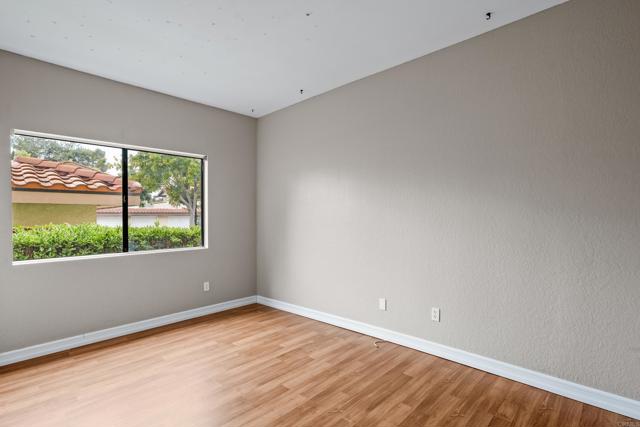 992 Lupine Hills Dr., Vista CA: https://media.crmls.org/mediaz/9e2d7e5c-258f-4cde-aeec-1aab07532550.jpg