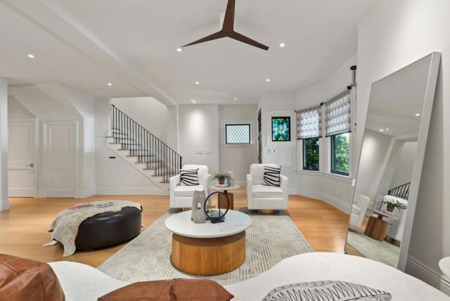 2853 Broderick Street, San Francisco CA: https://media.crmls.org/mediaz/9e2ea7e7-b5b0-48fb-9b1f-5fb0c13237bc.jpg