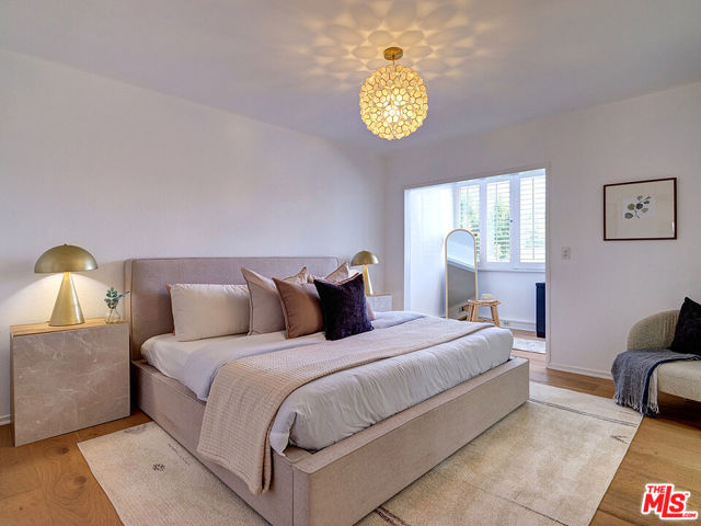 4776 La Villa Marina, Marina del Rey CA: https://media.crmls.org/mediaz/9e2eb74e-4856-4fff-bd4c-af4834c9d001.jpg
