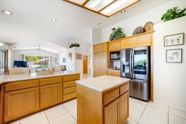 Detail Gallery Image 16 of 38 For 16996 Archie Moore Ring, Ramona,  CA 92065 - 4 Beds | 2/1 Baths