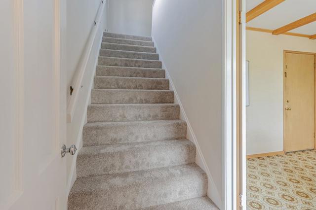 1700 Parkhills Avenue, Los Altos CA: https://media.crmls.org/mediaz/9e2f8635-0658-41f5-bdd2-2703147dded4.jpg