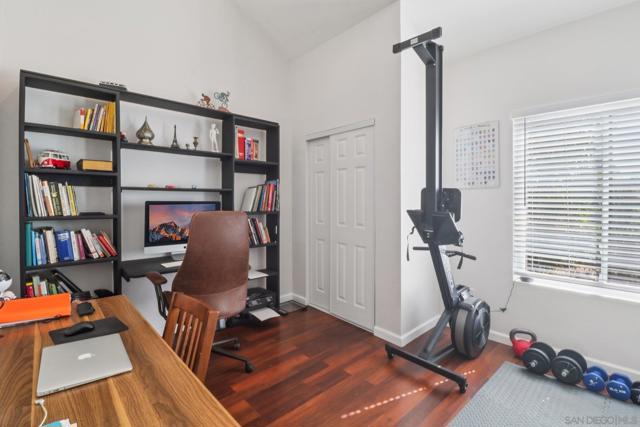 3069 Plaza Natalia, Bonita CA: https://media.crmls.org/mediaz/9e301c68-2f8c-42af-a8db-7a2cfa2c83a4.jpg