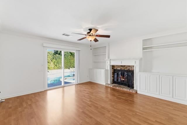 50 Nottingham Pl Place, Clayton CA: https://media.crmls.org/mediaz/9e30d276-9515-41dc-b701-0dc49e4d58b0.jpg