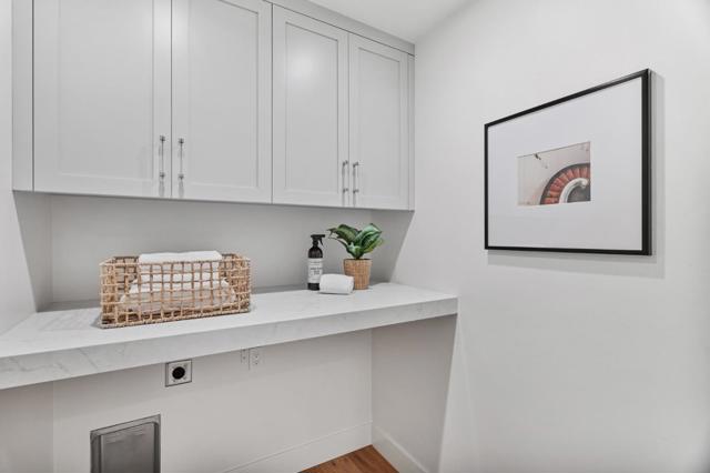 17119 Crescent Drive, Los Gatos CA: https://media.crmls.org/mediaz/9e3136b8-cc39-4e29-96b0-5de99920979f.jpg