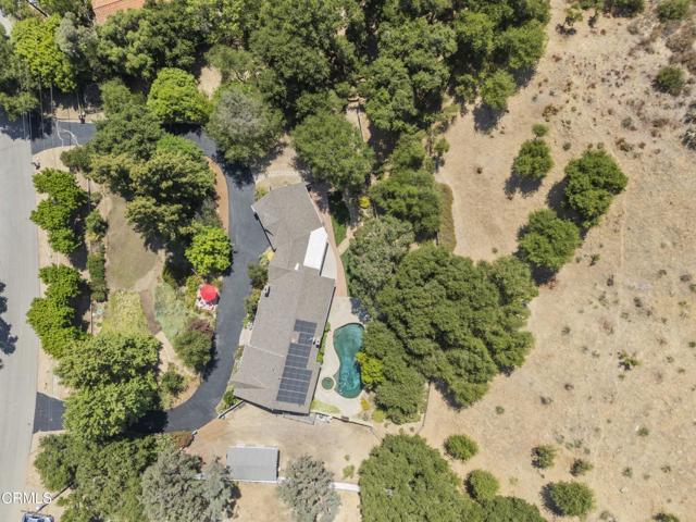 2547 Stokes Canyon Road, Calabasas CA: https://media.crmls.org/mediaz/9e317aa3-5d0b-4d13-9360-903304ffd9a1.jpg