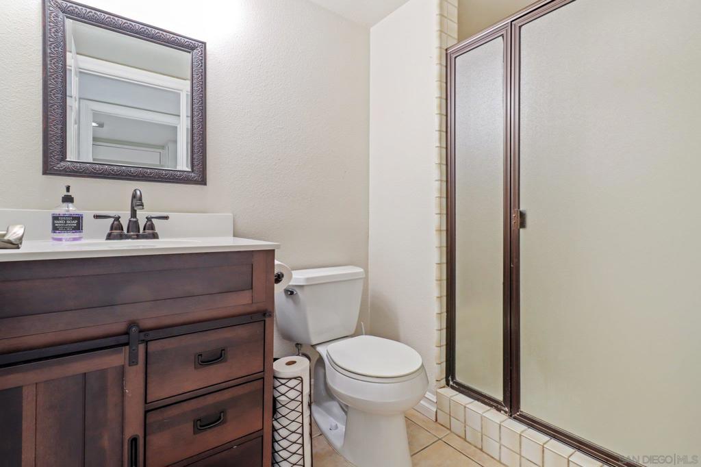 MLS #250035843SD img 49