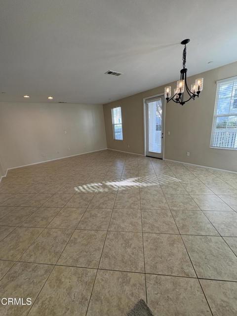 Detail Gallery Image 3 of 41 For 5647 Brubeck St, Ventura,  CA 93003 - 3 Beds | 2/1 Baths