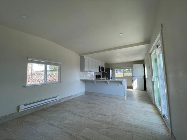 7981 Moss Landing Road, Moss Landing CA: https://media.crmls.org/mediaz/9e322ed9-89dc-4bf3-a7dc-4f72732ad12a.jpg