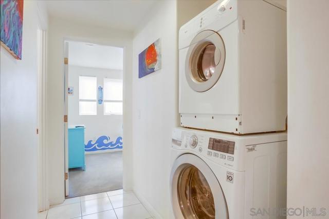 808 Ensenada Ct, San Diego CA: https://media.crmls.org/mediaz/9e3243d4-e779-41b6-9726-b40788e02d37.jpg