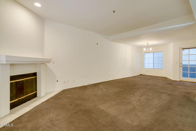 10925 Blix Street, Toluca Lake CA: https://media.crmls.org/mediaz/9e326bae-8195-46c5-a9ed-4d33788da9bf.jpg
