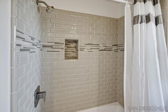 12835 Via Caballo Rojo, San Diego CA: https://media.crmls.org/mediaz/9e34a40b-06dc-4067-b853-2b3f98e57674.jpg