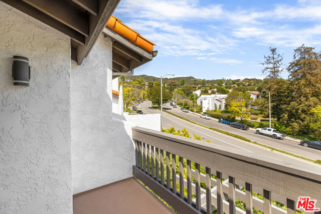 Drew Fenton | 1549 Palisades Drive Pacific Palisades CA | MLS: 7431569