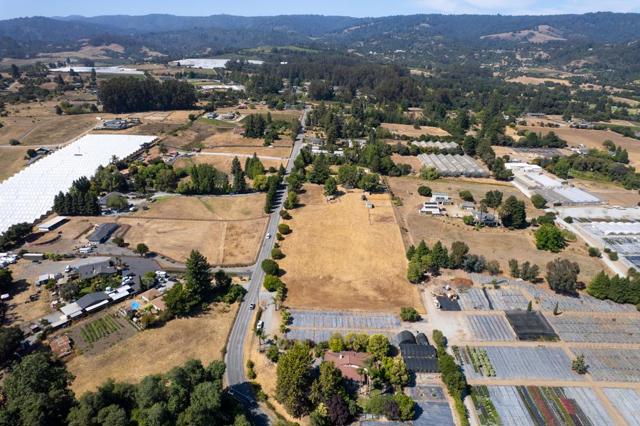 96 Wheelock Road, Watsonville CA: https://media.crmls.org/mediaz/9e37497e-2184-49c3-a81a-9e370a0af57f.jpg