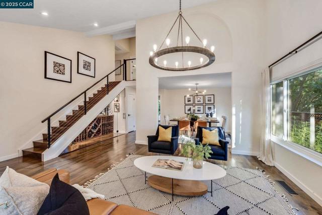 2342 Brantford Court, Walnut Creek CA: https://media.crmls.org/mediaz/9e380459-512d-4eab-a610-ef8d9ec84dec.jpg
