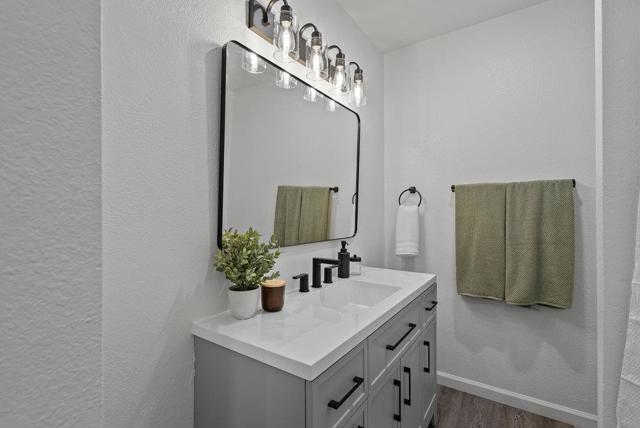 14 Via Serra, San Juan Bautista CA: https://media.crmls.org/mediaz/9e381040-5d15-4c63-9756-5b3c0e424bb1.jpg