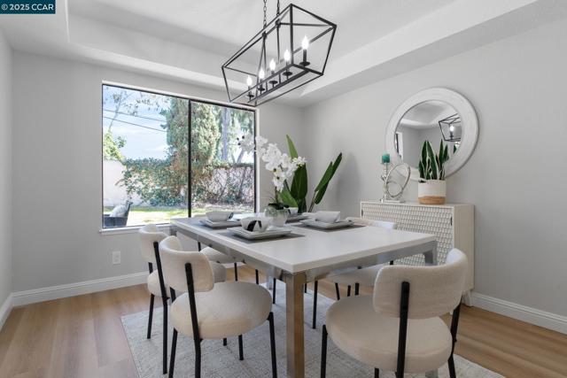 4360 Peregrine Way, Fremont CA: https://media.crmls.org/mediaz/9e384e5d-e284-4292-8e4b-58ca1b0935d7.jpg