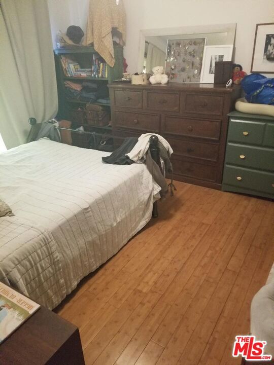 1046 North Ogden Drive photo 5