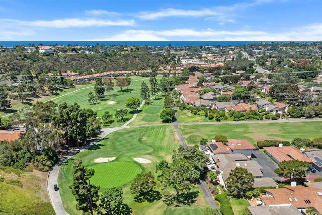 155 Mexicali Court, Solana Beach CA: https://media.crmls.org/mediaz/9e390254-a478-4ad8-9d0b-0b9a4a51b39b.jpg