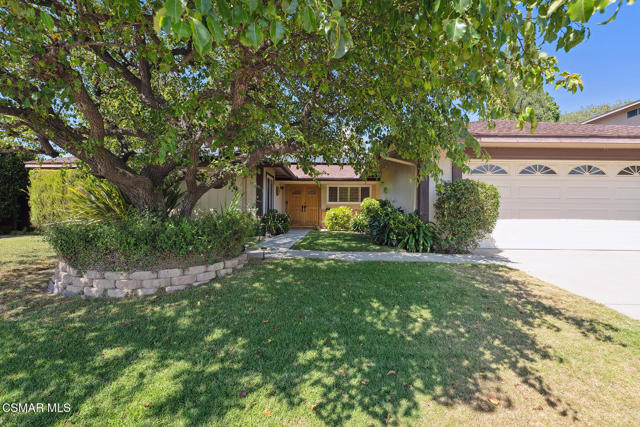 3034 Rollings Avenue, Thousand Oaks CA: https://media.crmls.org/mediaz/9e39e833-dd01-439d-bf1f-dee5c22136cf.jpg