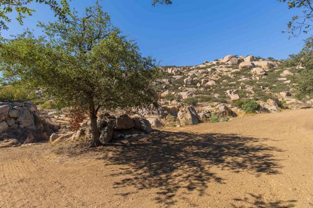 0 V/L Mahogany Ranch Road, Ramona CA: https://media.crmls.org/mediaz/9e3a12b4-409a-4cf9-b4dc-fc235a9bcbfb.jpg