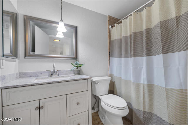 2108 N Brower Street, Simi Valley CA: https://media.crmls.org/mediaz/9e3c1200-3df4-4f1b-b177-29ce863e992f.jpg