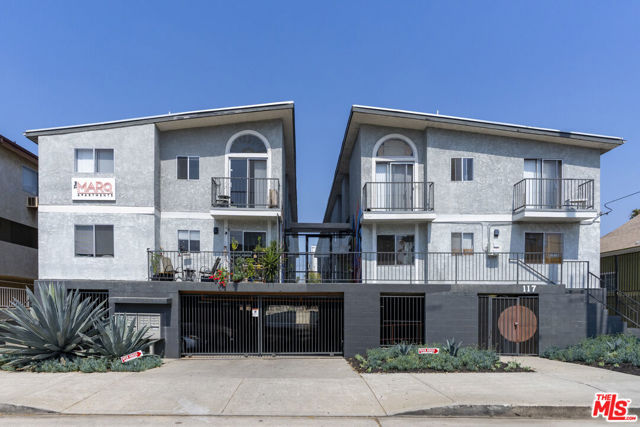 117 S Avenue 64, Los Angeles CA: https://media.crmls.org/mediaz/9e3caeff-9e83-40df-9503-1b9f45371bd8.jpg