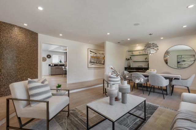 34 Carriage Court, Los Altos CA: https://media.crmls.org/mediaz/9e3d88c4-2271-4561-be8c-27fafc9dd998.jpg