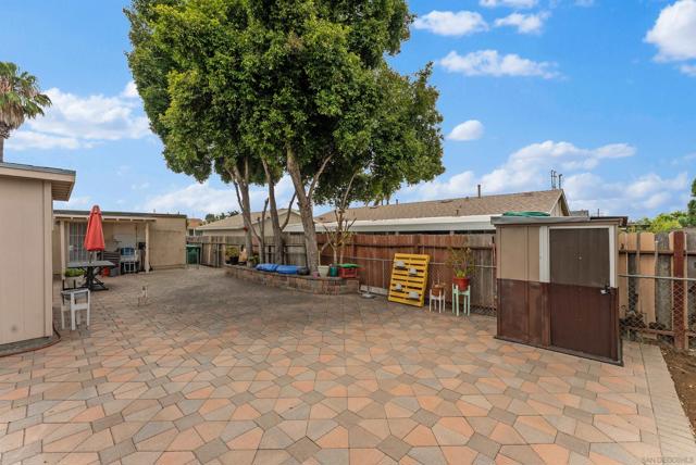 3317 19 Jemez Dr, San Diego CA: https://media.crmls.org/mediaz/9e3dd7c0-ba88-416a-9381-1f6833c1bdf8.jpg