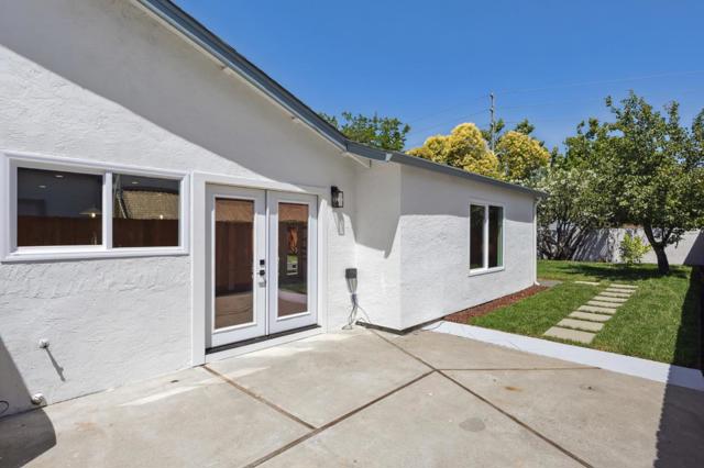 1034 Delaware Way, Livermore CA: https://media.crmls.org/mediaz/9e3e27f5-88b1-41b5-b2a0-6f23b8755945.jpg