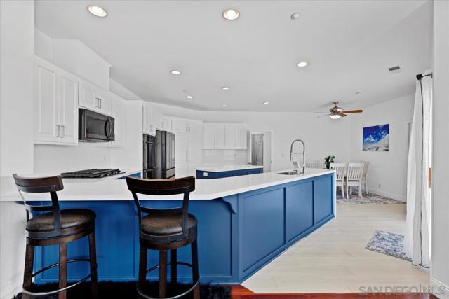 31252 North Star Way, Valley Center CA: https://media.crmls.org/mediaz/9e3f16e1-f2e6-4a1a-b7b6-a8c5379b3d9c.jpg