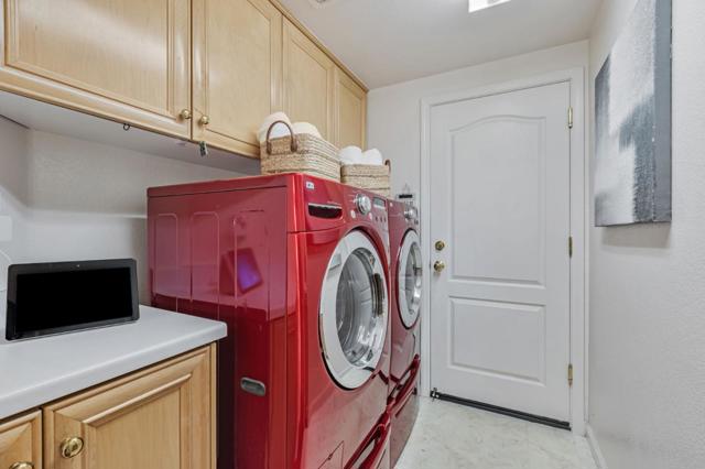 18898 Bellgrove Circle, Saratoga CA: https://media.crmls.org/mediaz/9e3fa46b-fbfd-481d-bded-dbdacec999a7.jpg