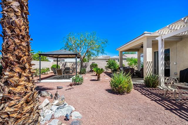 39007 Camino Orquesta, Indio CA: https://media.crmls.org/mediaz/9e3ffc77-e4d4-4339-bda1-97406a802655.jpg