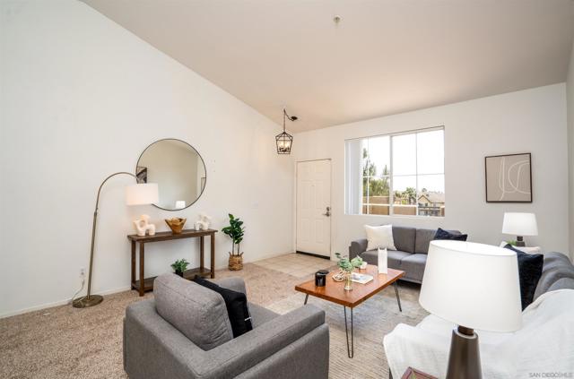 1344 Paizay Pl, Chula Vista CA: https://media.crmls.org/mediaz/9e40be64-8811-414a-a7b7-cf667bef2235.jpg