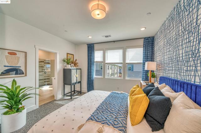 28973 Parkwood Lane, Hayward CA: https://media.crmls.org/mediaz/9e40c3a9-2819-49bd-8dd6-5169c3e351ab.jpg