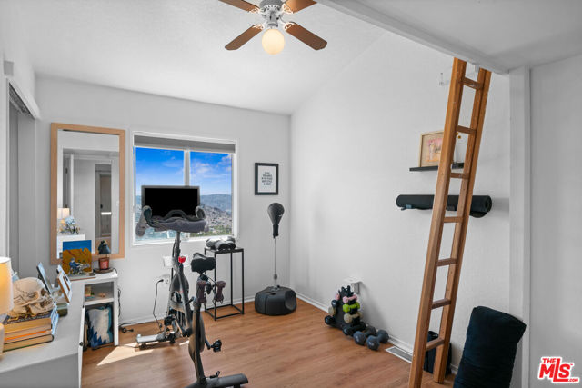 1794 Rebel Road, Acton CA: https://media.crmls.org/mediaz/9e43912f-7606-4d21-90c1-5185e303ffb4.jpg