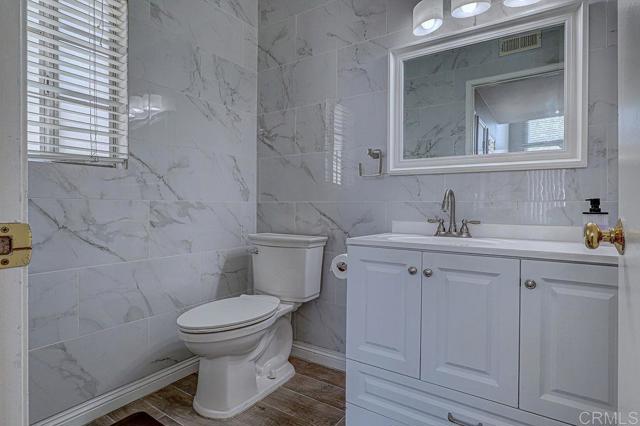 Detail Gallery Image 12 of 22 For 753 Eastshore #127,  Chula Vista,  CA 91913 - 1 Beds | 1/1 Baths