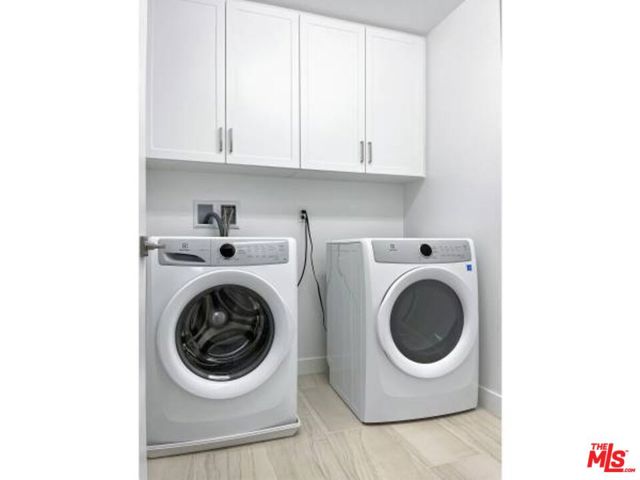 7105 TAMPA Avenue, Reseda CA: https://media.crmls.org/mediaz/9e4408d0-93dc-414f-993f-99d5d85659ab.jpg