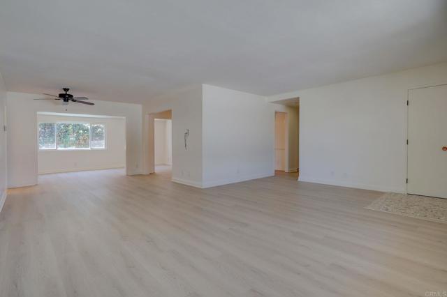 1161 W Westmont Ave, Hemet CA: https://media.crmls.org/mediaz/9e44707f-df4c-468b-a45e-456b5f8ec7f3.jpg