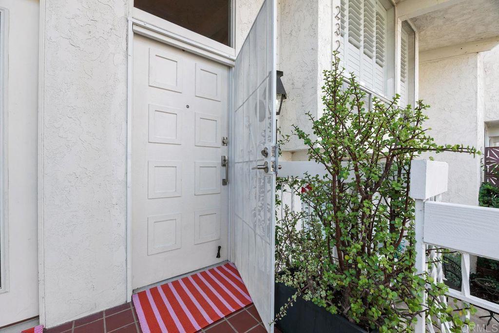 2327 Caringa Way - photo 12