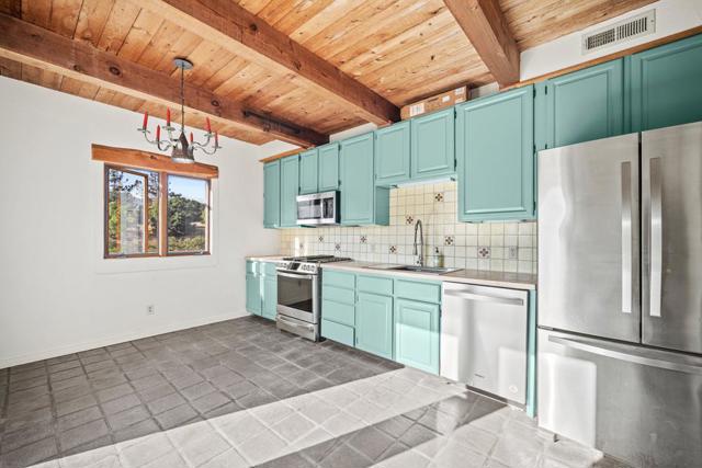 70 Valle Vista, Carmel Valley CA: https://media.crmls.org/mediaz/9e453a37-3f03-4435-b6ea-0310779e5062.jpg