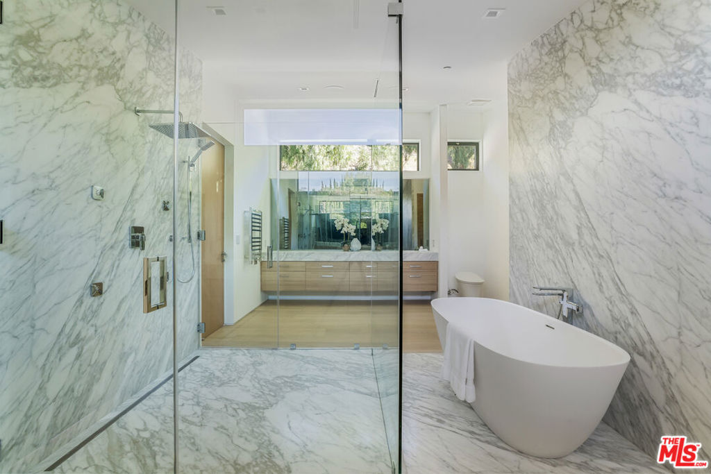 MLS #26856635 image #13