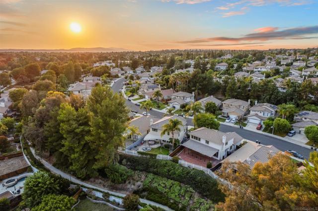 32991 Adelante St, Temecula CA: https://media.crmls.org/mediaz/9e454099-de09-4de1-afd6-a16444327924.jpg